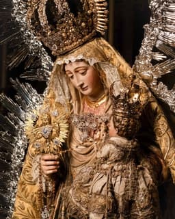 Nuestra Señora del Amparo