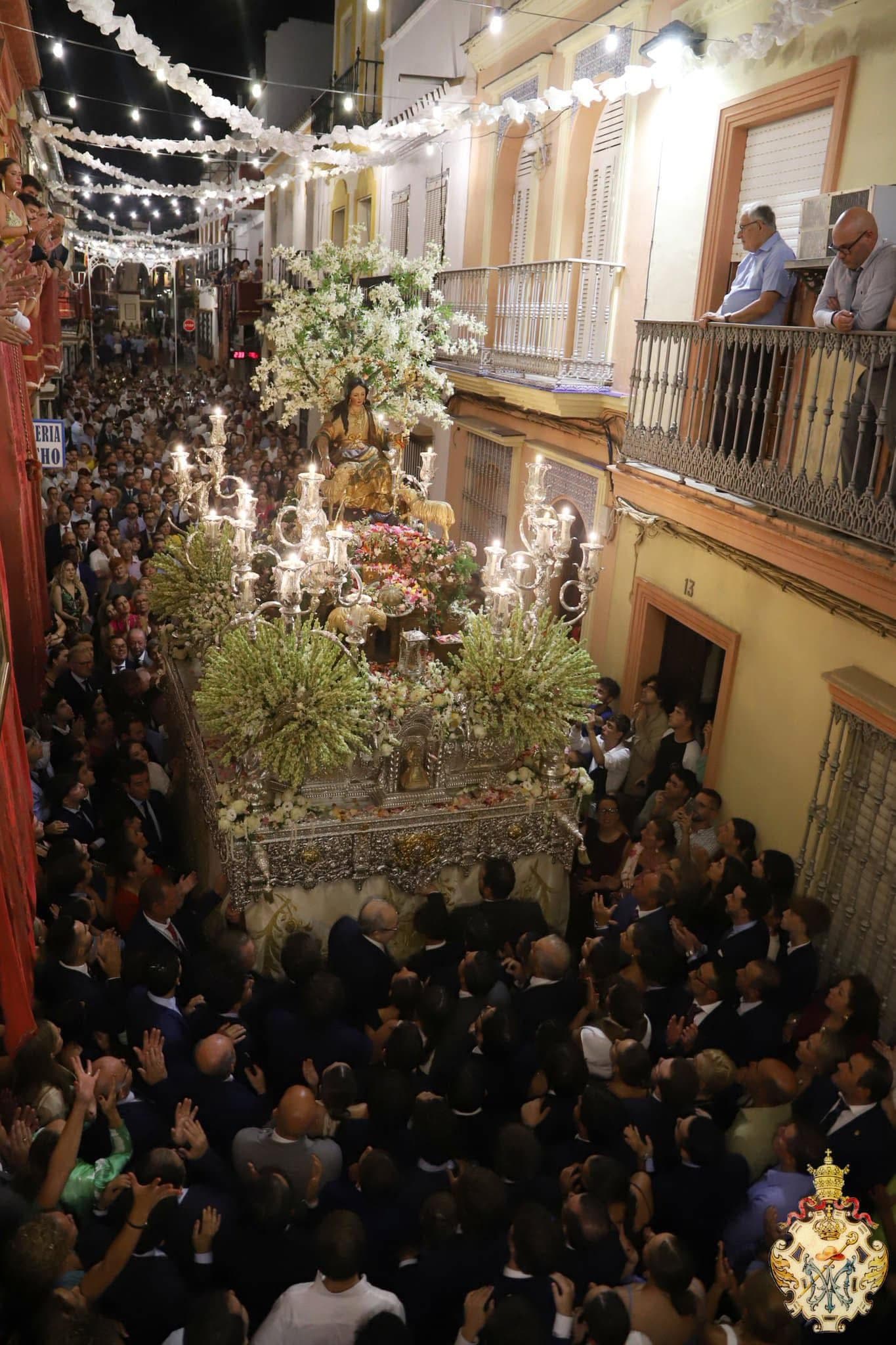 Fotografía de Paso procesional de la Divina Pastora de Cantillana